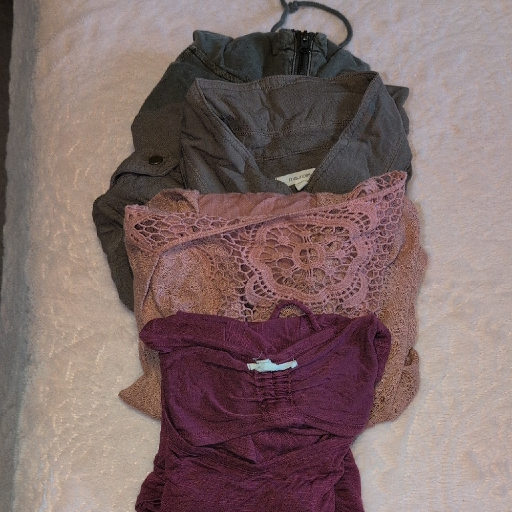 Bundle Of Four MAURICES Women's Tops